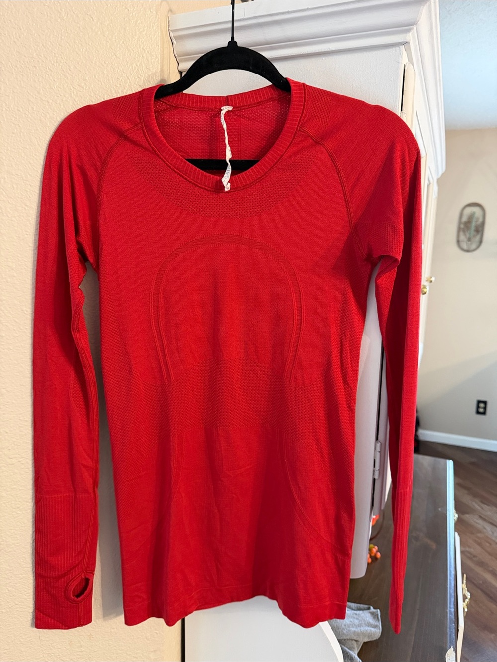 Lululemon swiftly tech long sleeve shirt